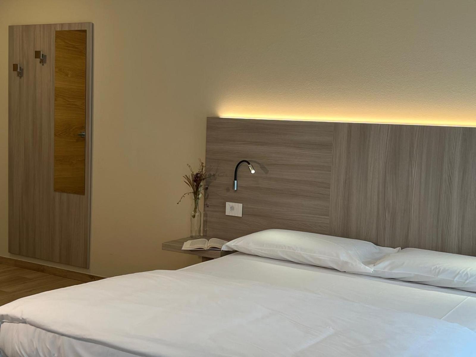 Bernina Suites - Vicino Al Bernina Express Tirano Ngoại thất bức ảnh