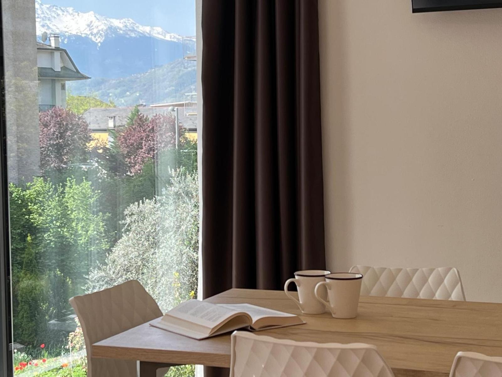 Bernina Suites - Vicino Al Bernina Express Tirano Ngoại thất bức ảnh